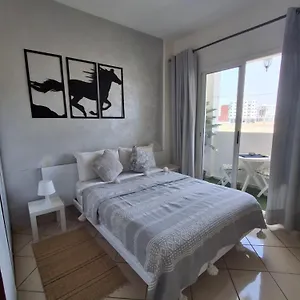  Apartment Entire
